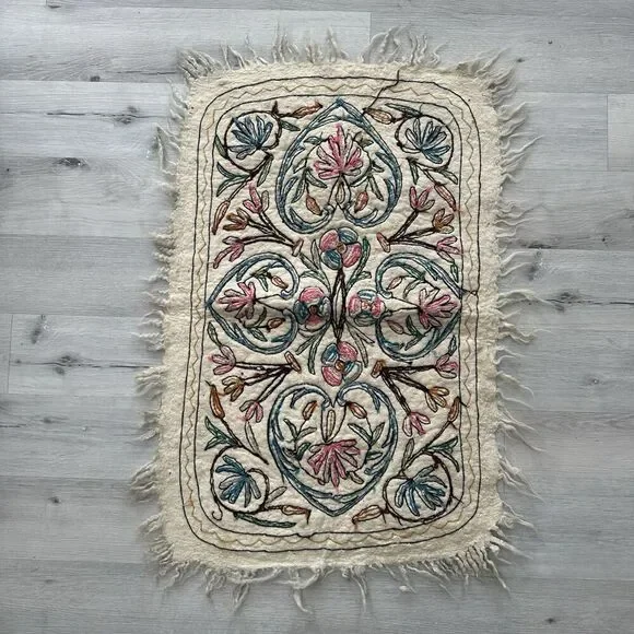 Vintage Namda Rug Wool Floral Heart Embroidered 36”x24” - Picture 2 of 5